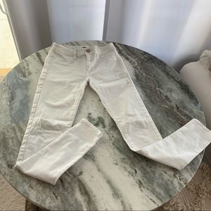 American Eagle White Jegging
